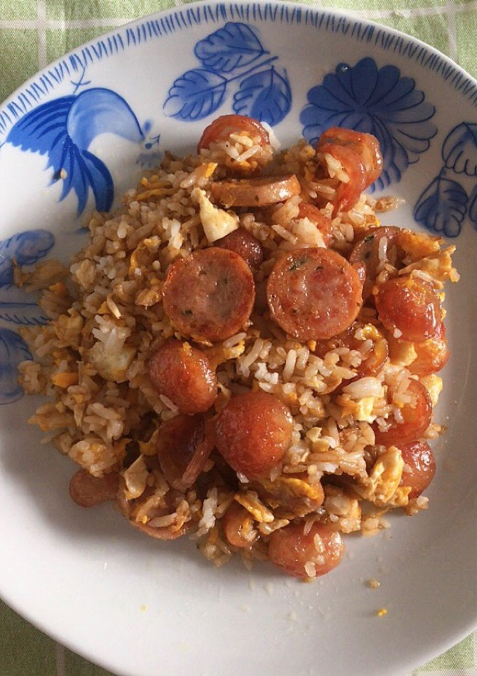 A picture of Fried Rice with Egg and Chinese Sausage.