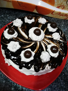 صورة لوصفة أسرع تورته بالشوكولاته بدون بيض وبدون فرن 🎂
