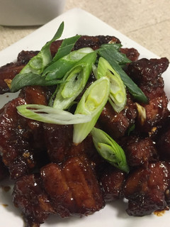 A picture of Porkbelly in Chinese sticky barbeque sauce.