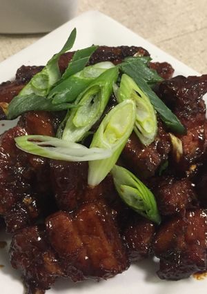 A picture of Porkbelly in Chinese sticky barbeque sauce.