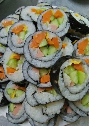 Hình của món Kimbap.