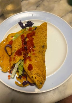 Foto di Bánh xèo con gamberi e calamari