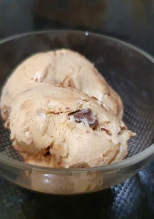 A picture of Peanut butter ice cream.
