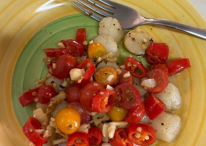 Scallop salad