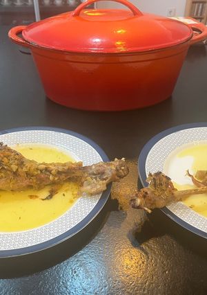 Una foto de Paletilla de lechazo asada en cocotte