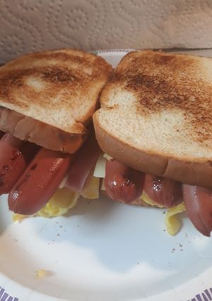 A picture of Heafty Breakfast Sandwich.