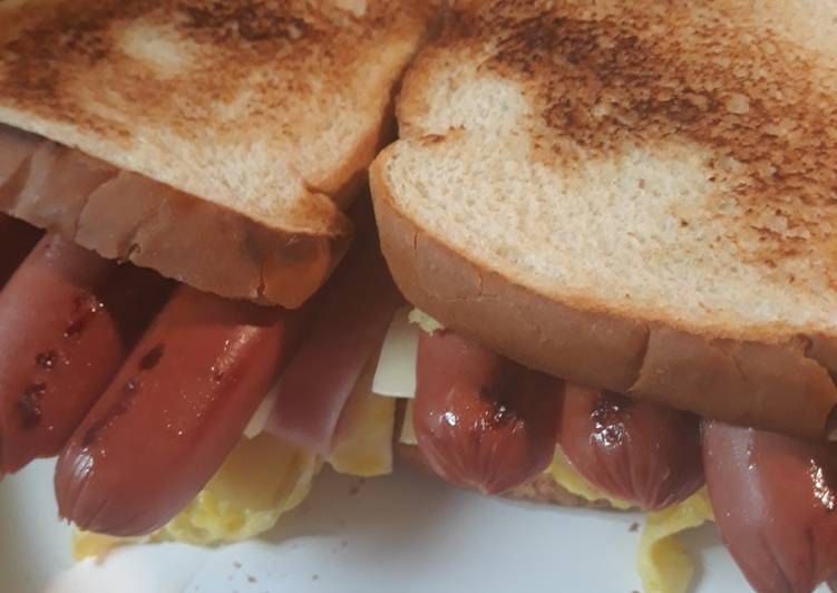 Simple Way to Make Perfect Heafty Breakfast Sandwich