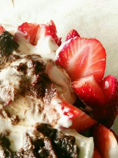 Una foto de Fresas con plátano y chocolate