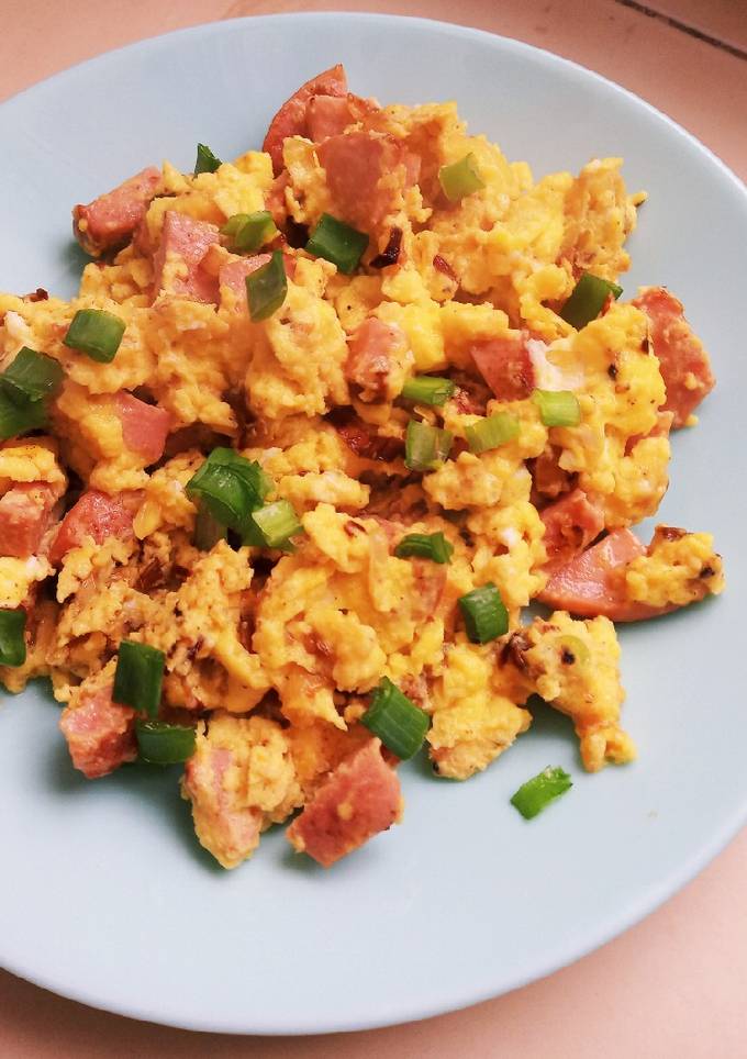 Скрембл з м'ясом