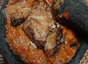 Foto resep SAMBAL PENYET PANGGANG MANYUNG/PE (PARI/MANYUNG ASAP)😋😳😂😋😍