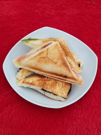 Cara Mudah Membikin Resep Roti panggang aneka rasa super kilat yang Uenak Anti Ribet, Sempurna