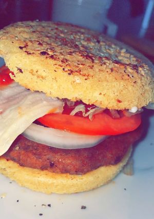 صورة لوصفة خبز برغر 🍔 بدون طحين ولا غلوتين(كيتو)
