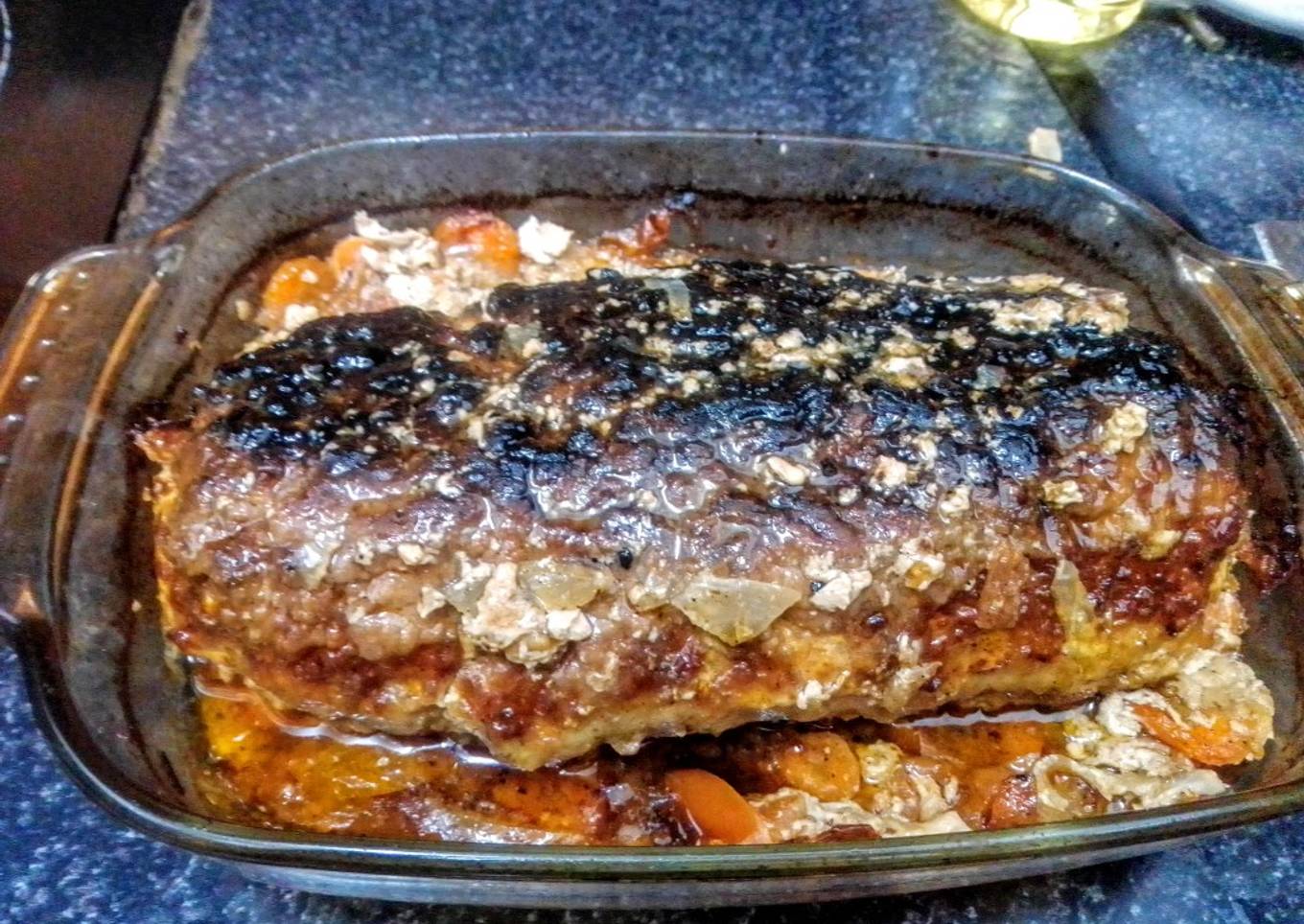 Rollo de carne picada relleno