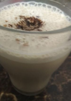 કોલ્ડ કોફી(cold coffee recipe in Gujarati) રેસીપી મુખ્ય ફોટો