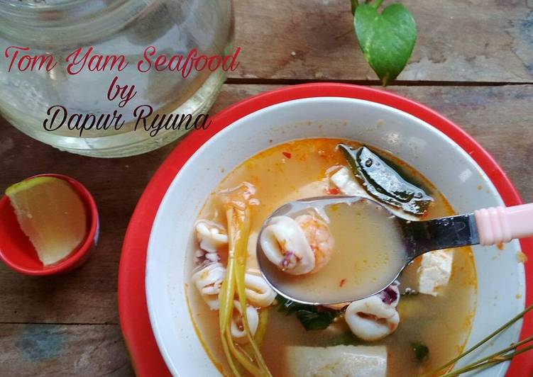 Resep Tom Yam Goong Seafood  by Dapur Ryuna #SeafoodFestival yang Bisa Manjain Lidah