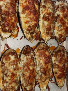Una foto de 🍆Berenjenas rellenas de carne