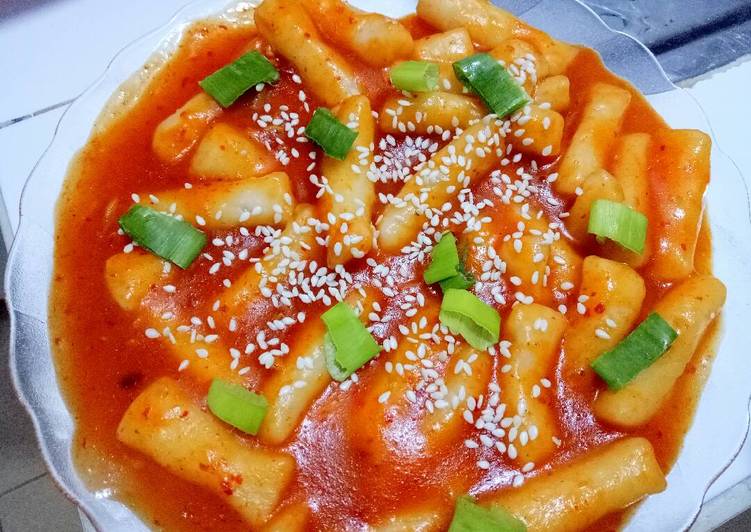 🌷 Tteokbokki (kue beras korea) 🌷