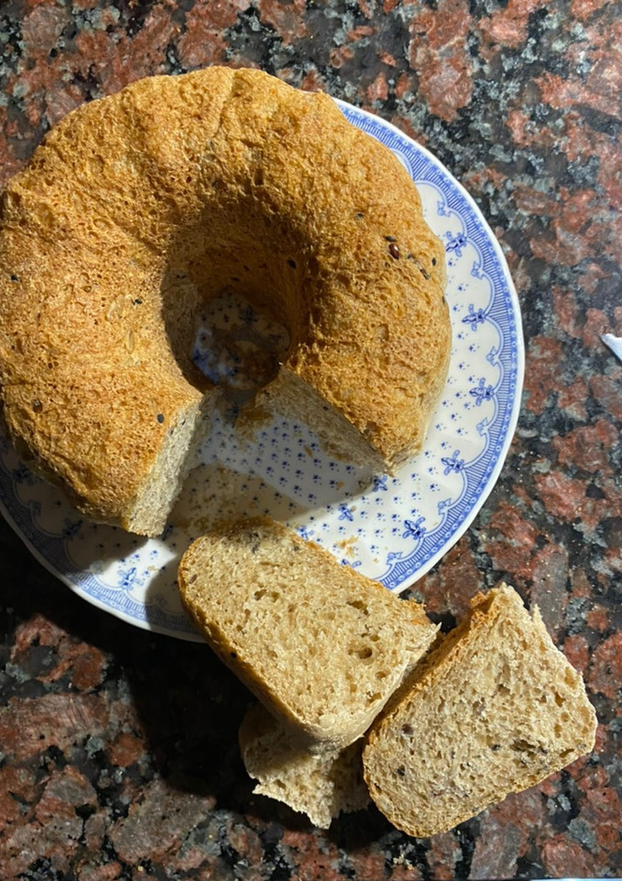 Una foto de Pan integral fácil, sin horno, sin aceite