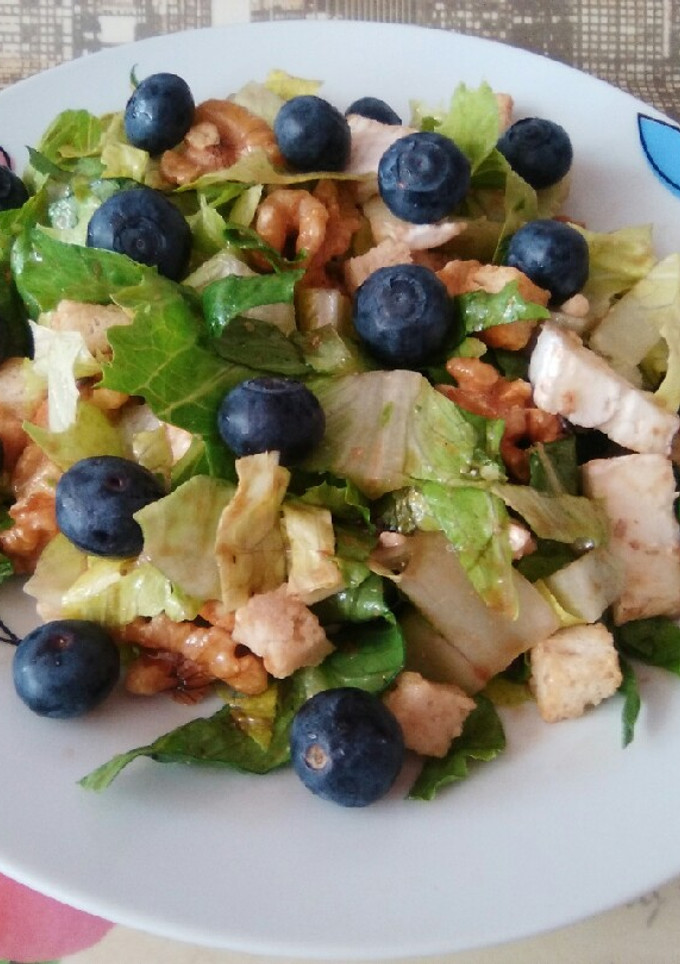 Una foto de Ensalada con arándanos
