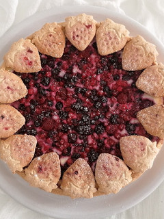 Foto di Crostata alla ricotta e frutti di bosco