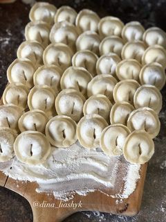 Фото Домашние пельмени из заварного теста🥟 с кислой капустой😋.