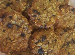 Foto di Biscotti di avena, ribes e cioccolato