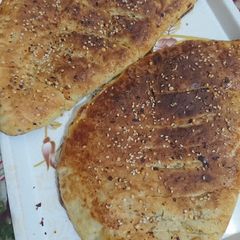Chilli garlic chease mayo chicken bread A picture of Chilli garlic chease mayo chicken bread.