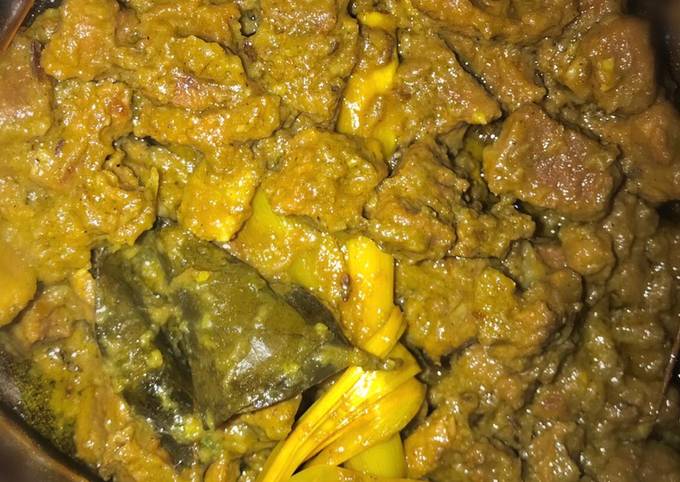 Resep Daging bumbu Kuning, Enak Banget