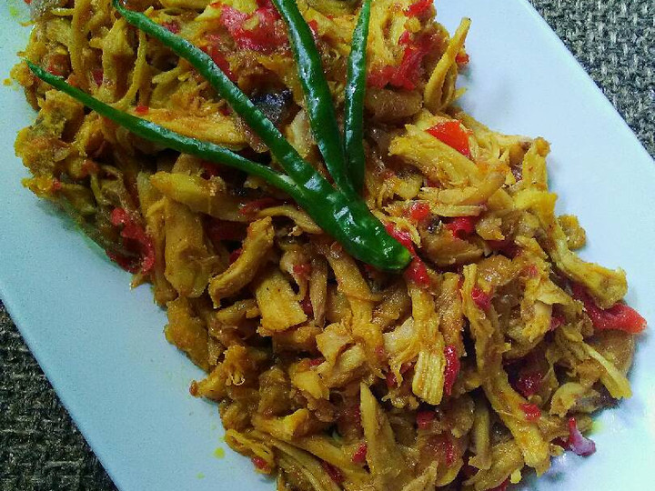 Cara Gampang Membuat Ayam Suwir Pedas Manis yang Enak