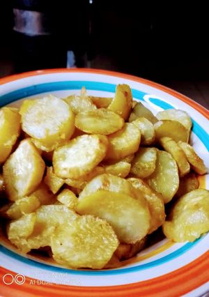 A picture of Onion Potato Slices.
