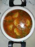 Allu mator curry (Potato Peas Curry)