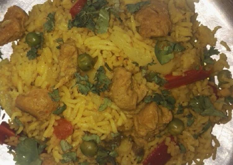 Easiest Way to Prepare Speedy Mix veg and nutrela chunks briyani