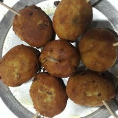 A picture of Paneer lollypop.