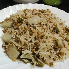 A picture of Methi Khichdi (Healty Recipe).