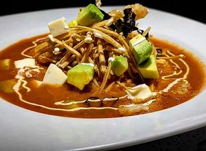 Una foto de Sopa Azteca