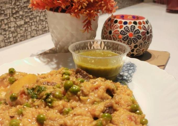 Mix veg matar pulao Recipe by almas.fatima - Cookpad