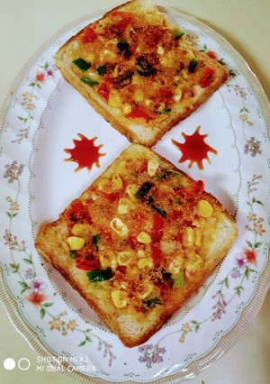 सूजी मलाई टोस्ट (suji malai toast recipe in hindi) रेसिपी मुख्य फोटो