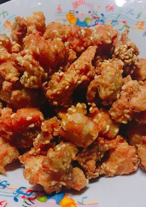 รูปของ ไก่ป๊อป คลุกงาขาว