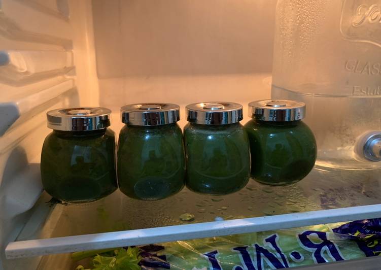Bagaimana Menyiapkan Cold Pressed Juice Celery Bayam Wortel Apel yang Enak