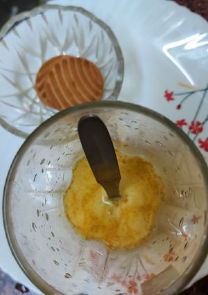 হলদি দুধ বা হলুদ দিয়ে দুধ(holud diye dodh recipe in Bengali) রেসিপির প্রধান ছবি