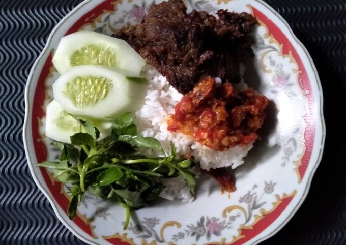 Resep Gepuk Daging Sapi Oleh Aurel Fenysia Cookpad