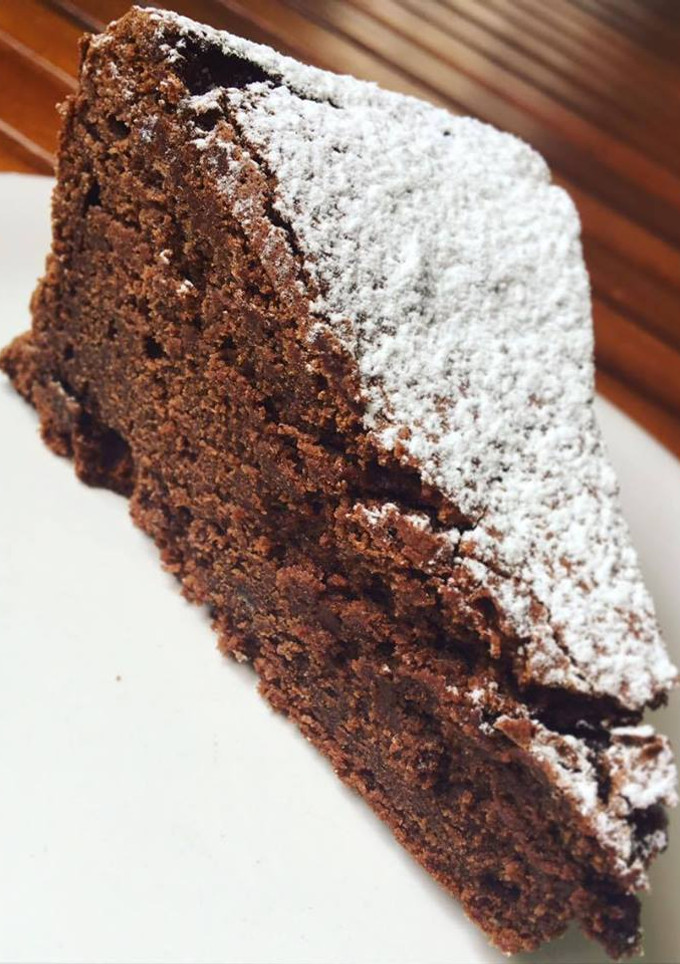 Una foto de Cake húmedo de chocolate