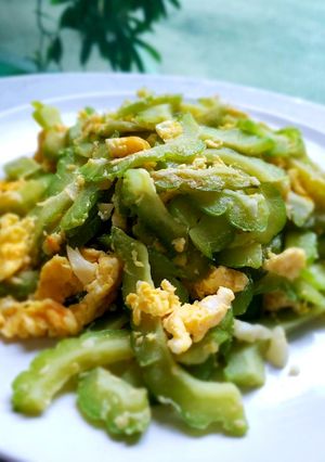 Foto resep Oseng Pare dan Telur (cuma 3 bahan)