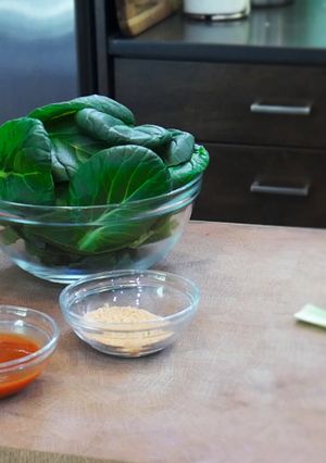A picture of Spicy Buffalo Ranch Bok Choy Chips.