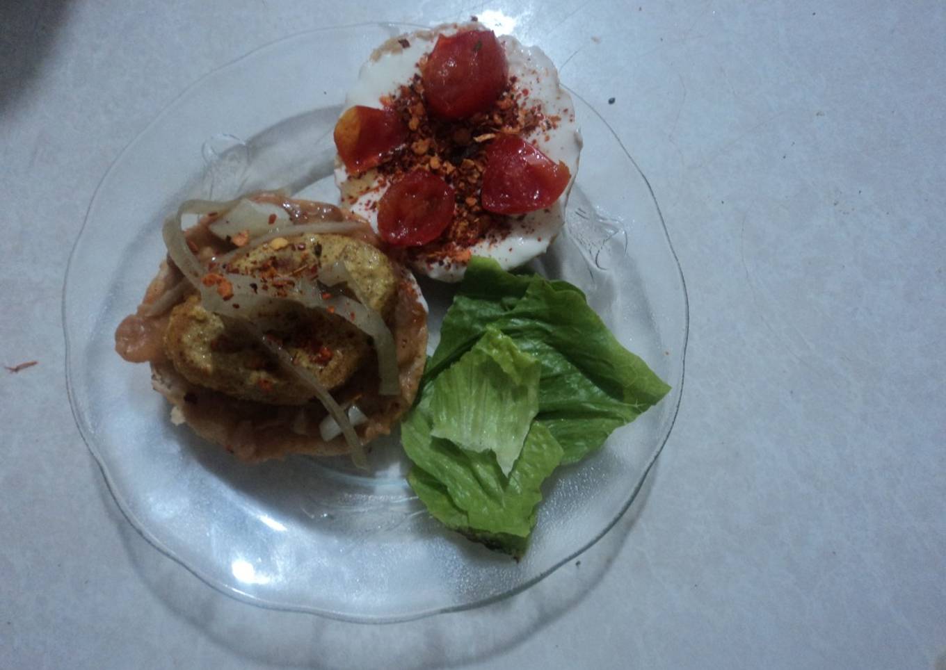 Bocadillo de nugget  gratinados de pollo y chile en polvo a la mexicana el geras. México