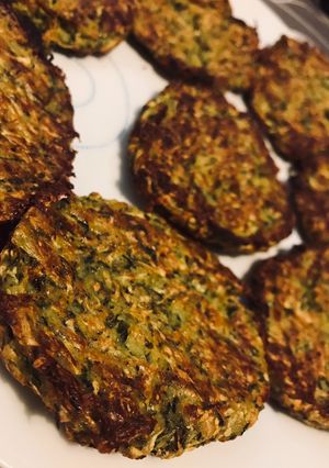 Sütőben sült cukkini tócsni recept fotója