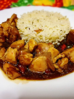 Una foto de Pollo teriyaki