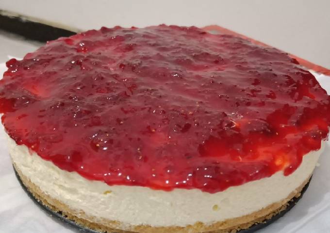 Cara Bikin Strawberry Cheesecake –&gt; NO BAKE, Enak Banget