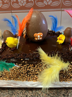 Una foto de Mona de Pascua de chocolate