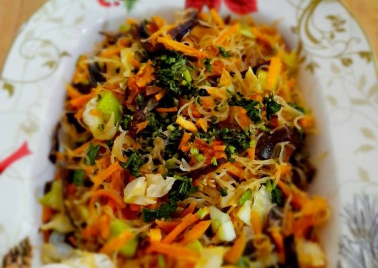 Bihun goreng jamur ceria